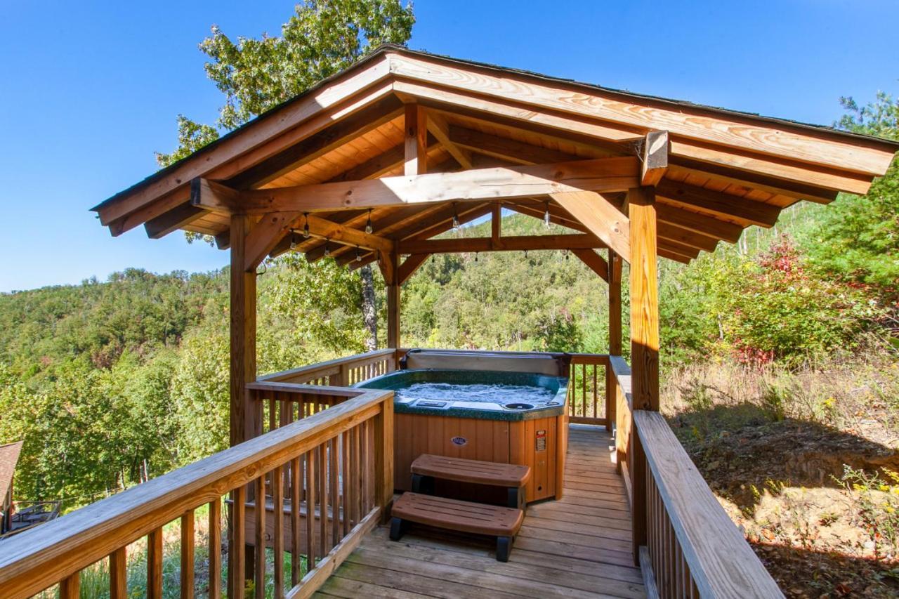 Pine Vista W Views Hot Tub Game Holiday home