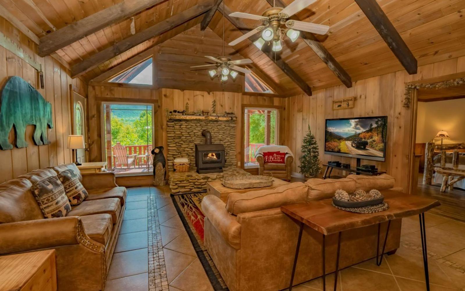 Treetop Retreat Villa