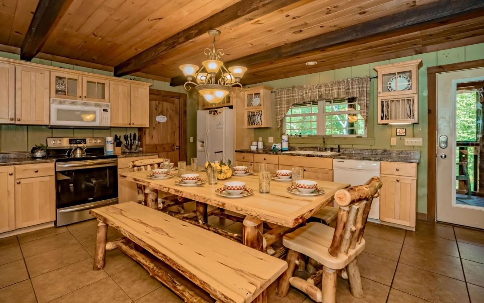Treetop Retreat Villa Gatlinburg