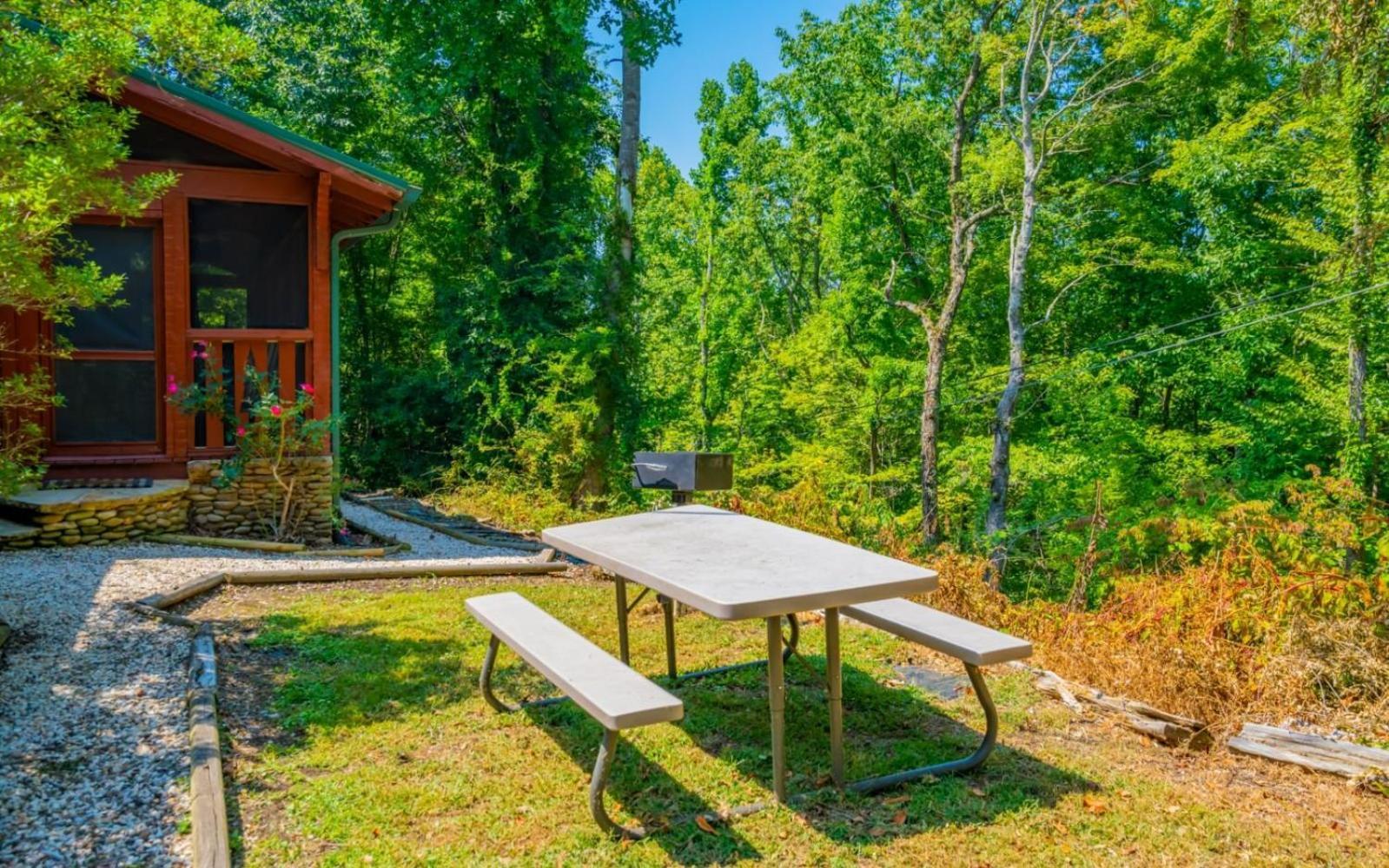 Treetop Retreat Villa *