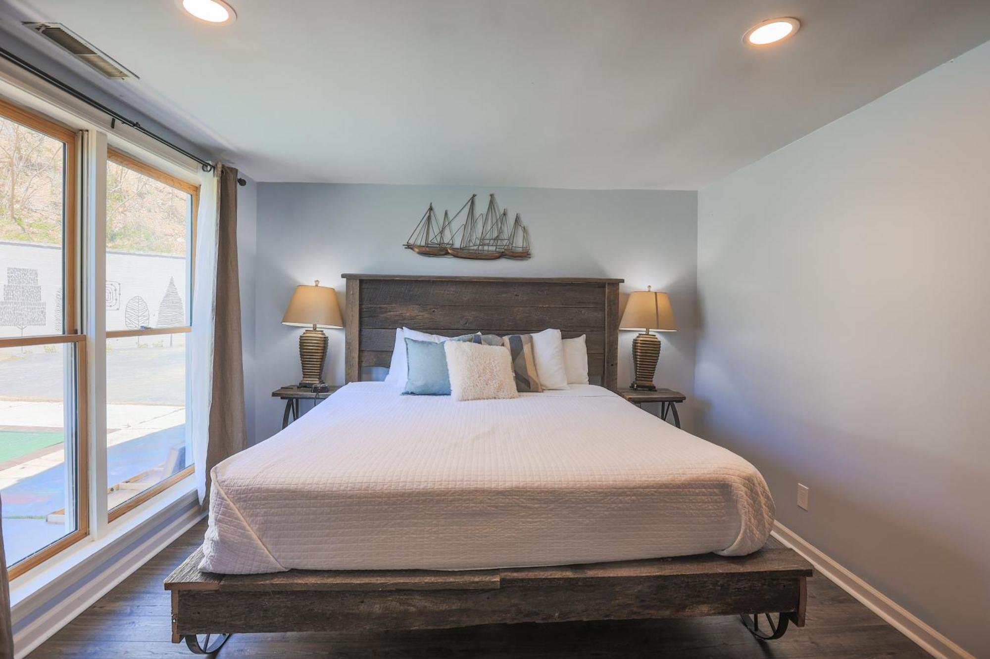 Relaxing 3br 1 Mile To Main St Attractions Views
