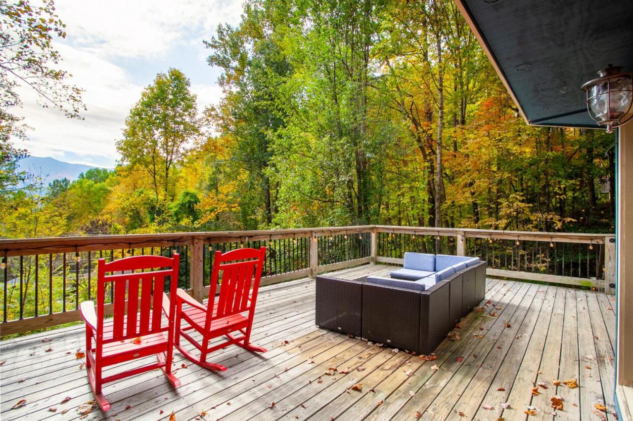 Birchwood Bliss Fireplace Grill Outdoor Lounge Holiday home *