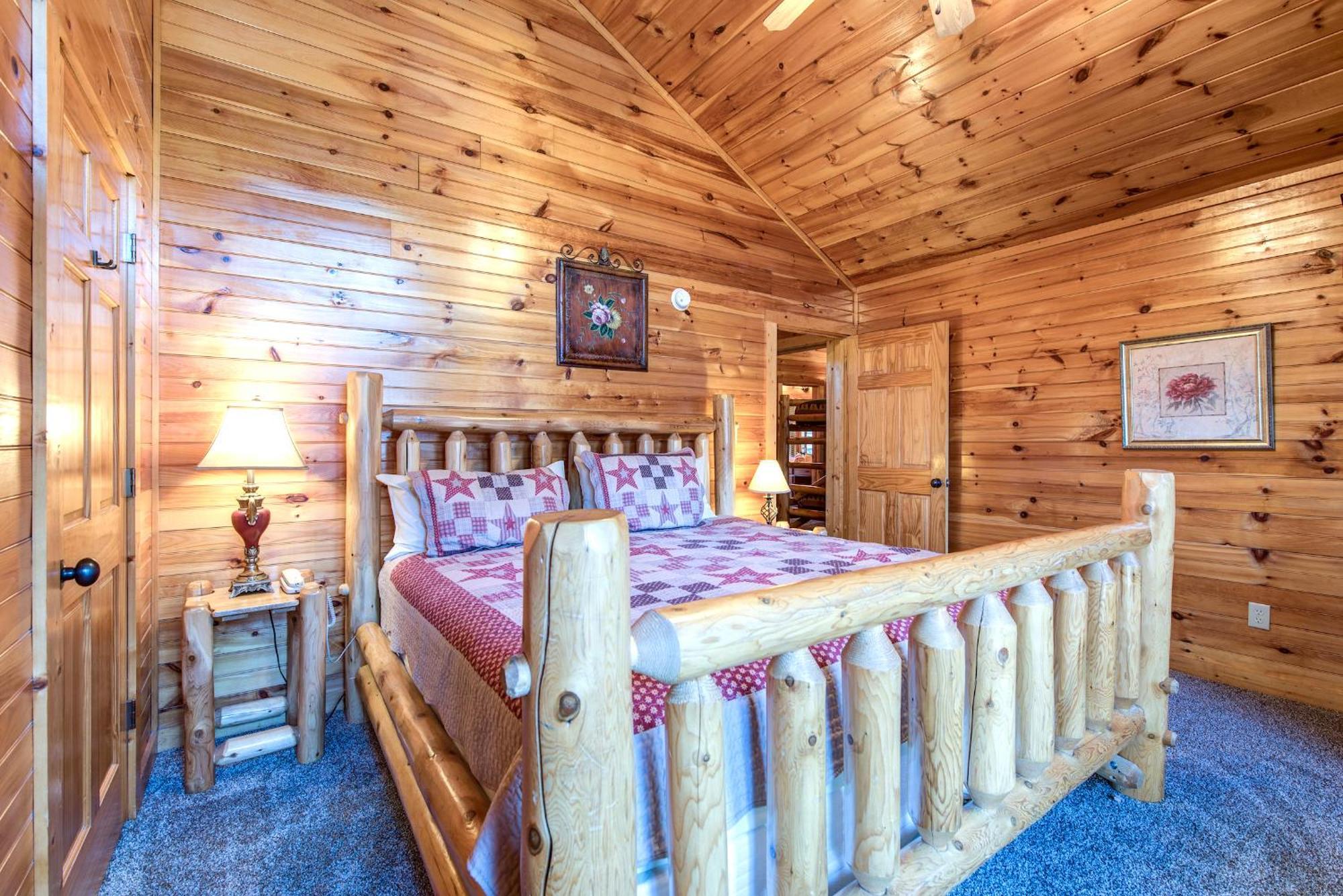 Holiday home Hemlock *