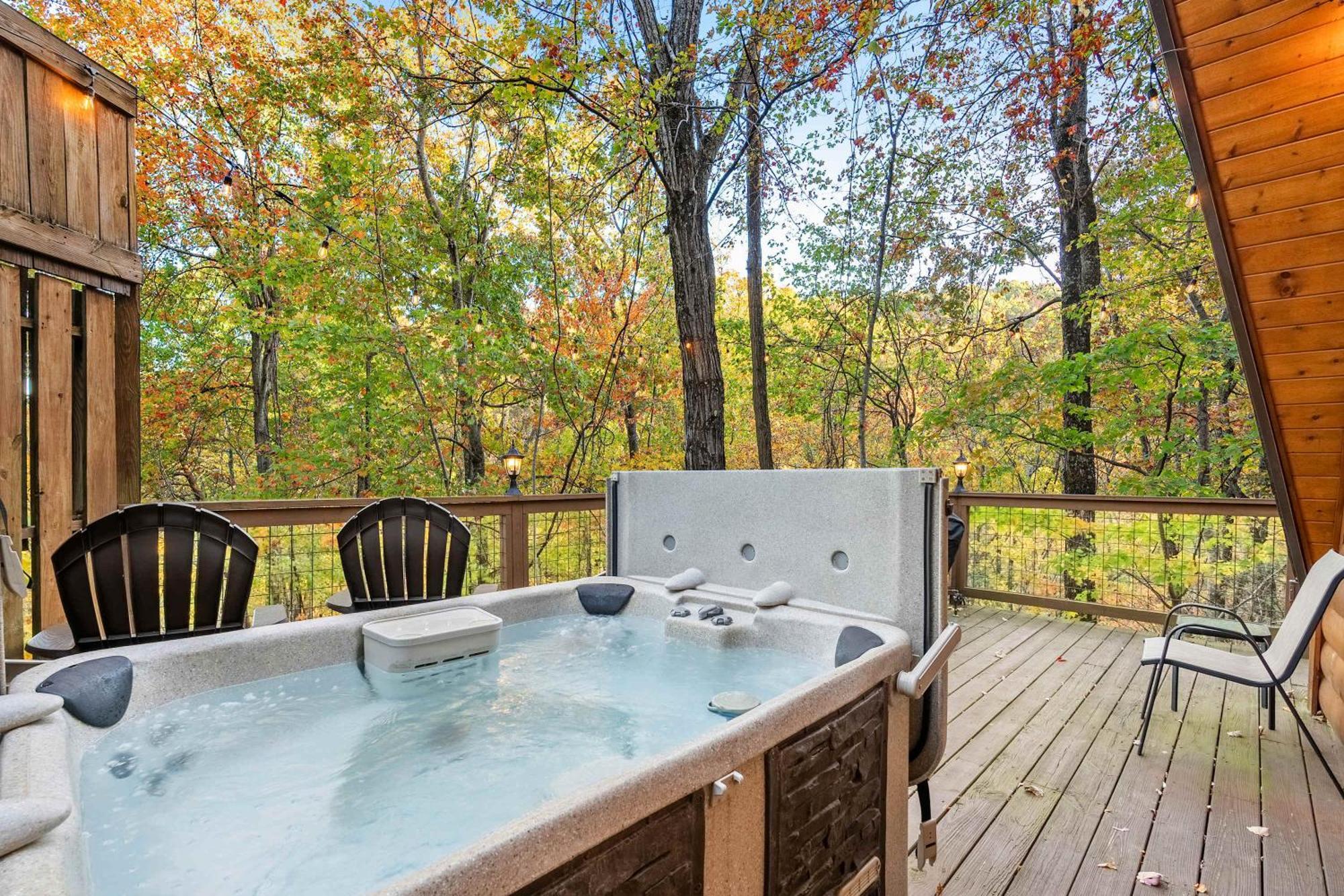Holiday home 3 Miles To Gsmnp & Dtwn Good Views Hottub A-frame *