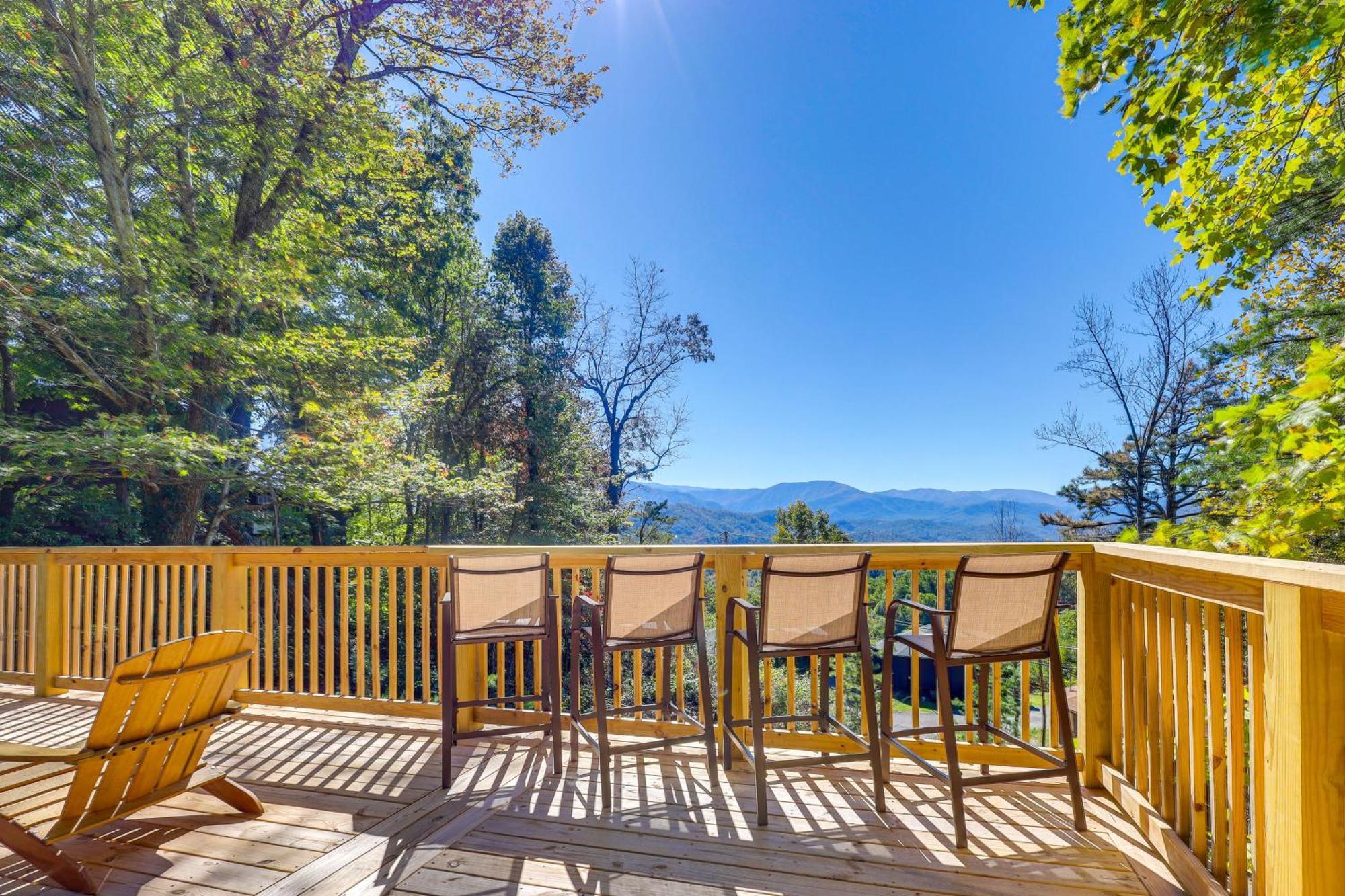 3 Mi To Dtwn Mtn-view In Gatlinburg! Holiday home Gatlinburg