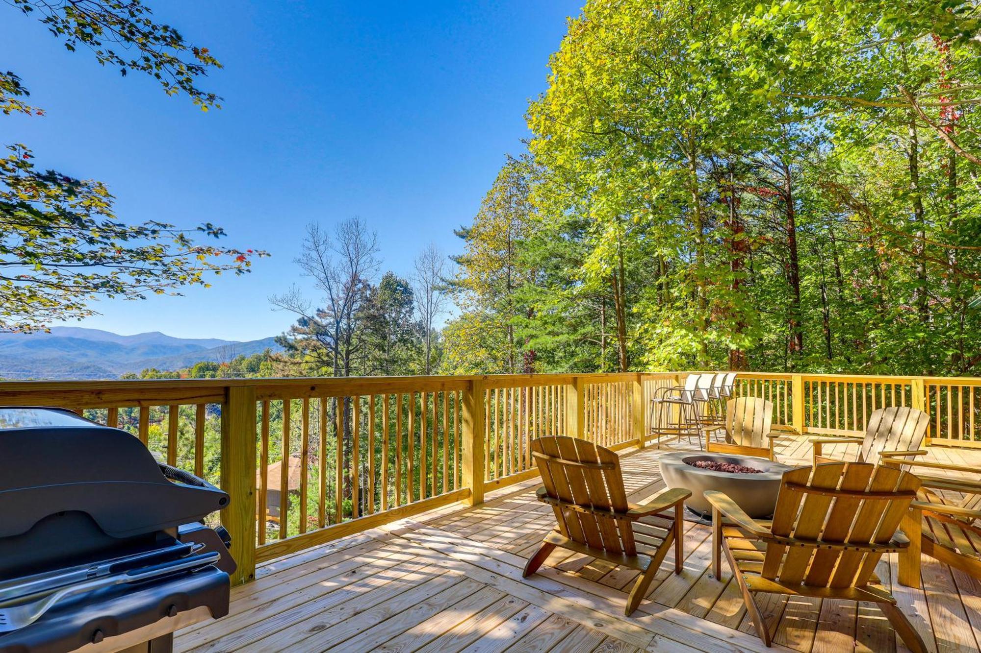 3 Mi To Dtwn Mtn-view In Gatlinburg! Holiday home