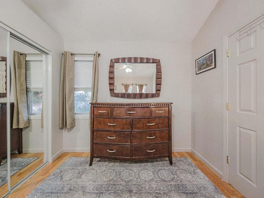 New Listing Sasquatch F Chalet Gatlinburg