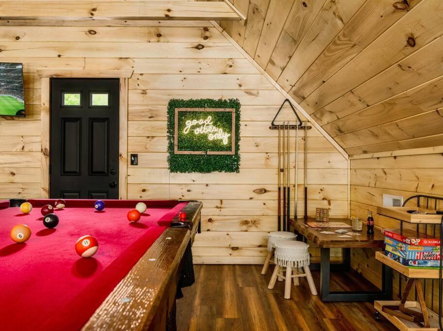 Apartment Flat Roads, Mountain View, Full Gym And Tennis Court Gatlinburg