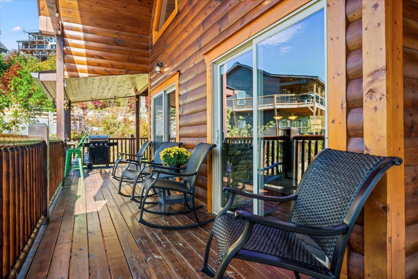 Indoor Pool, Volleyball Beach, Mountain View, Luxury Holiday home Gatlinburg