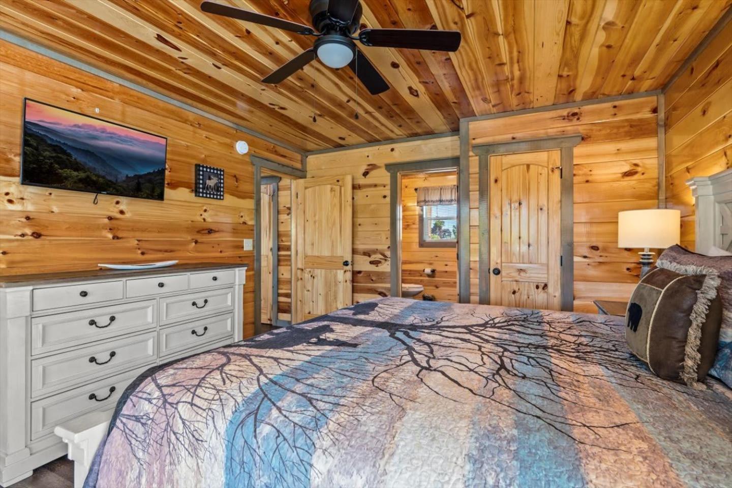 Indoor Pool, Volleyball Beach, Mountain View, Luxury Holiday home