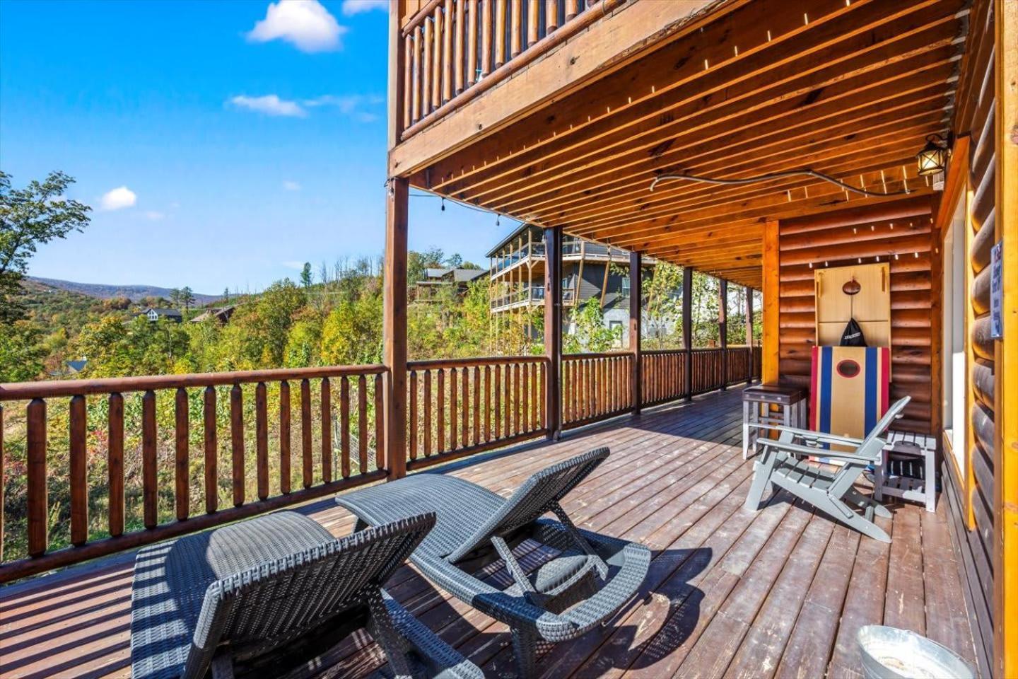 Holiday home Indoor Pool, Volleyball Beach, Mountain View, Luxury *