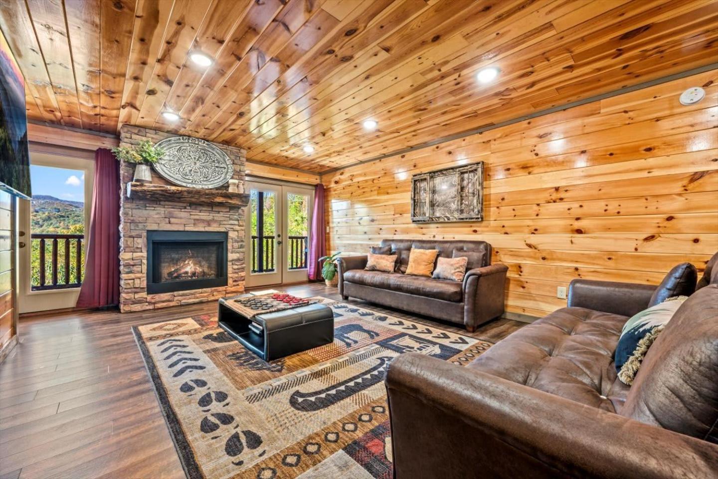 Indoor Pool, Volleyball Beach, Mountain View, Luxury *