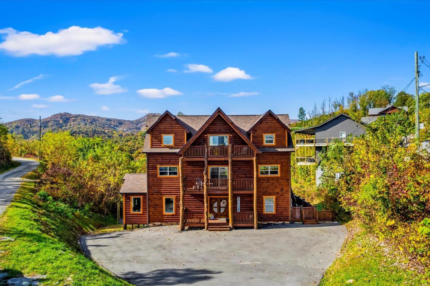Holiday home Indoor Pool, Volleyball Beach, Mountain View, Luxury