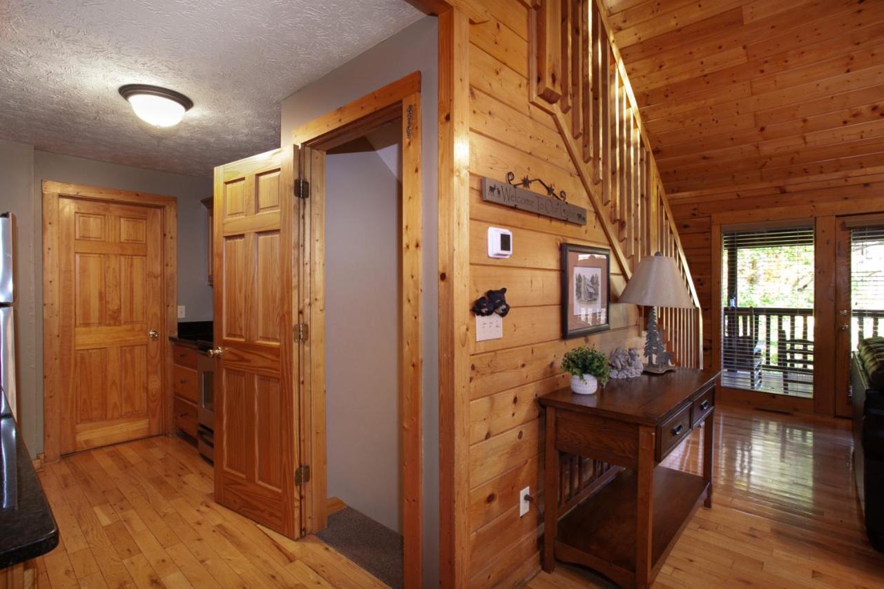 Holiday home Bears Corner W/ Hot Tub, Arcade & Community Pool! Gatlinburg