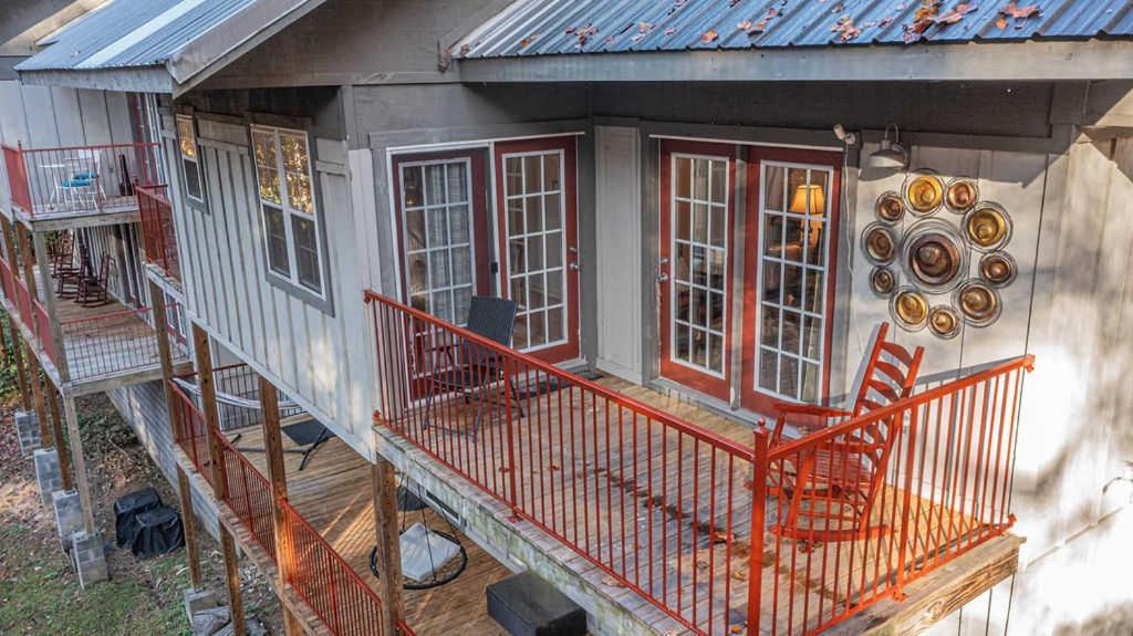 New Listing Sasquatch F *