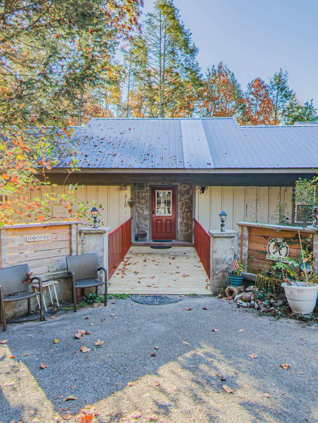 Chalet New Listing Sasquatch F