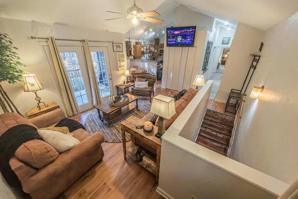 Chalet New Listing Sasquatch F *