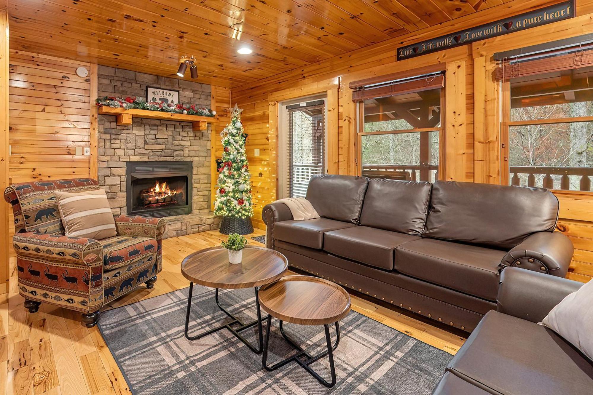 Holiday home Bear Path Lodge - Hottub, Pool Table, Arcade Machine, Fireplace - Minutes To Downtown Gatlinburg Gatlinburg