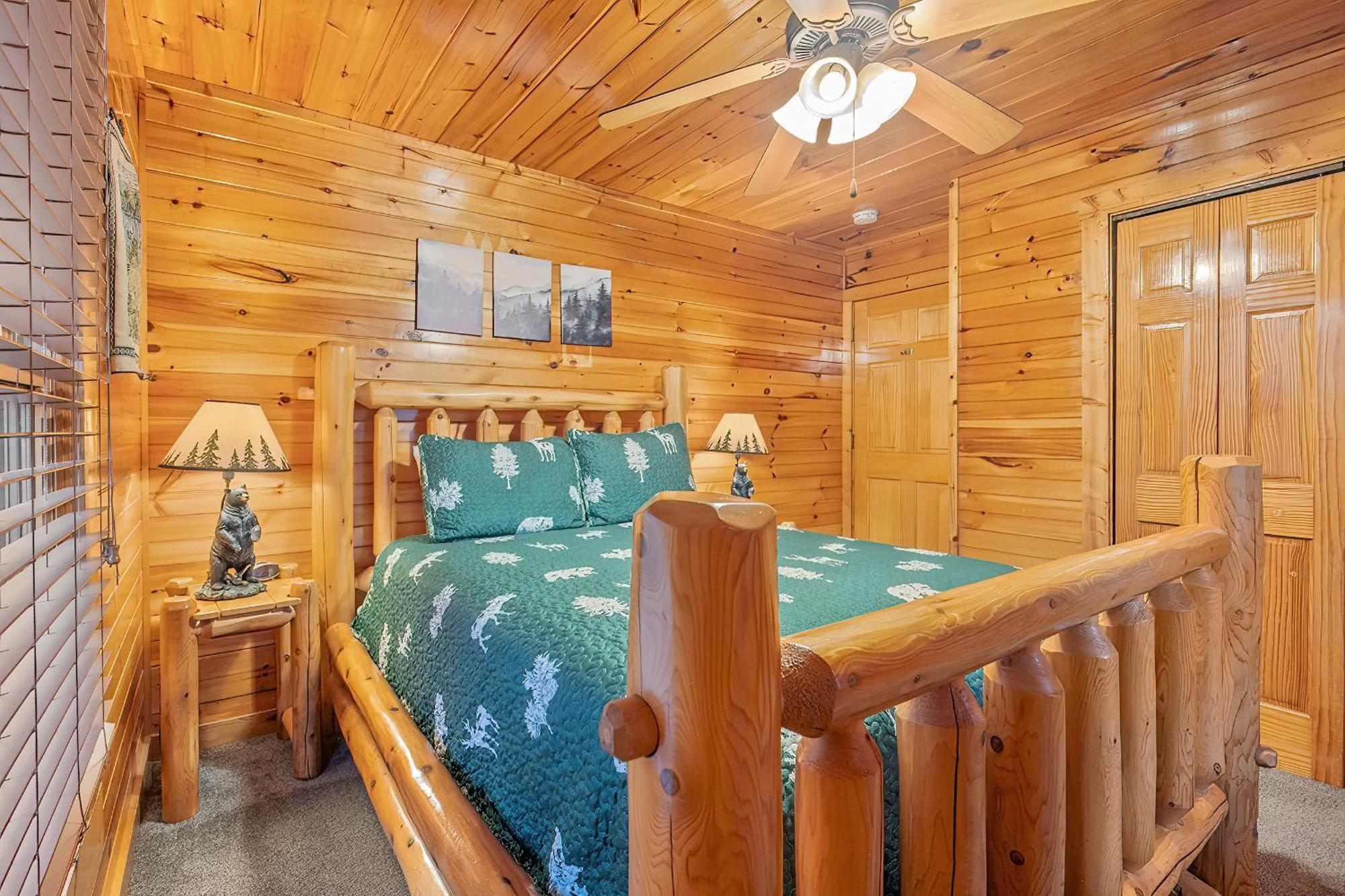 Holiday home Bear Path Lodge - Hottub, Pool Table, Arcade Machine, Fireplace - Minutes To Downtown Gatlinburg