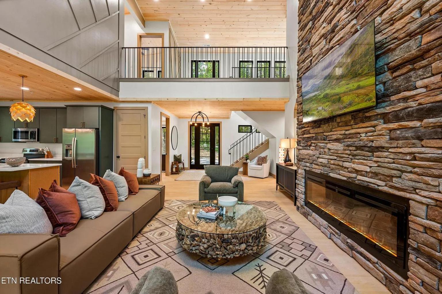 Creekside Splash, Private Pool, 1089 Of Free Attraction Tickets Each Paid Day, Dollywood And More! Holiday home