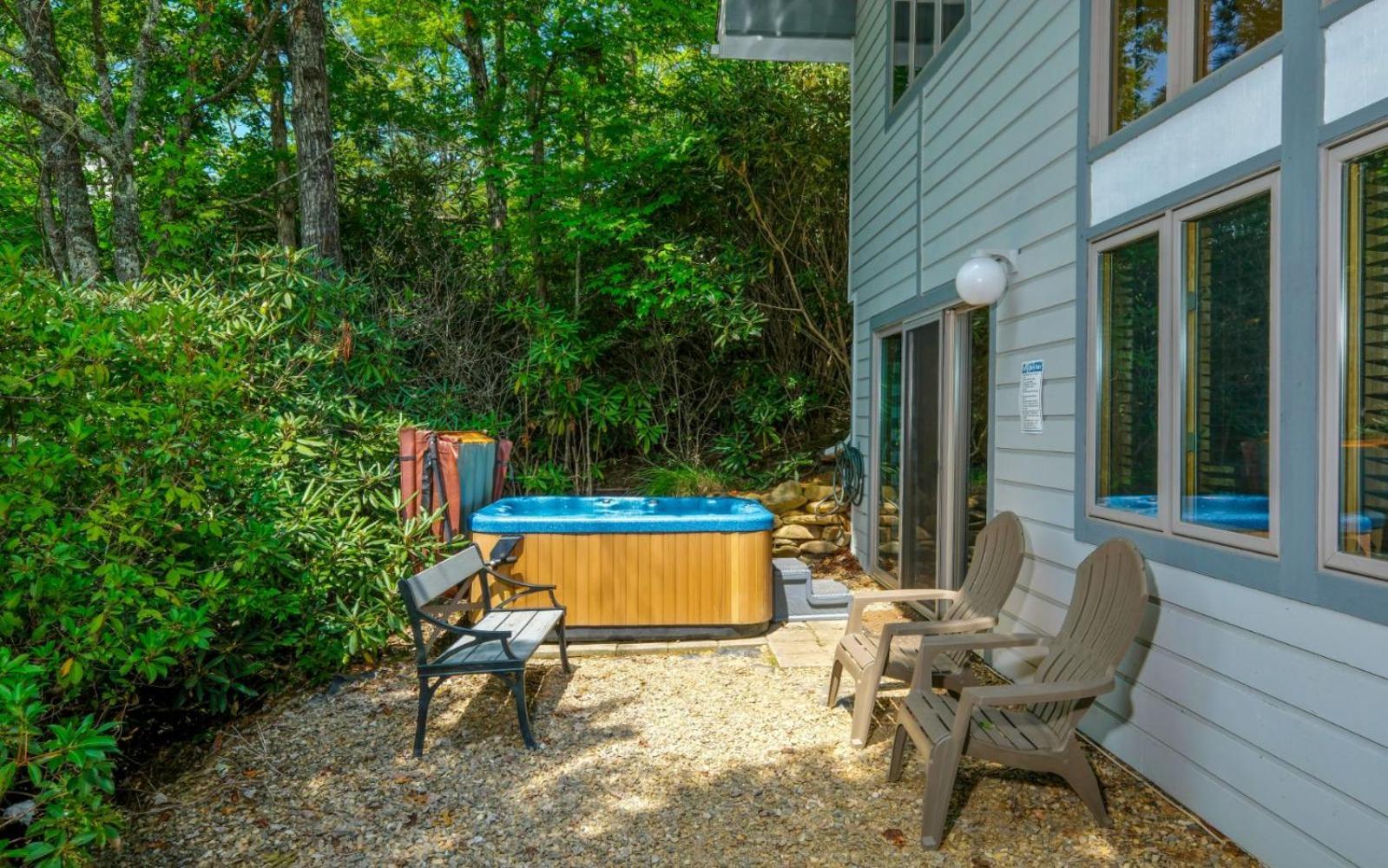 Black Bear Getaway * Gatlinburg
