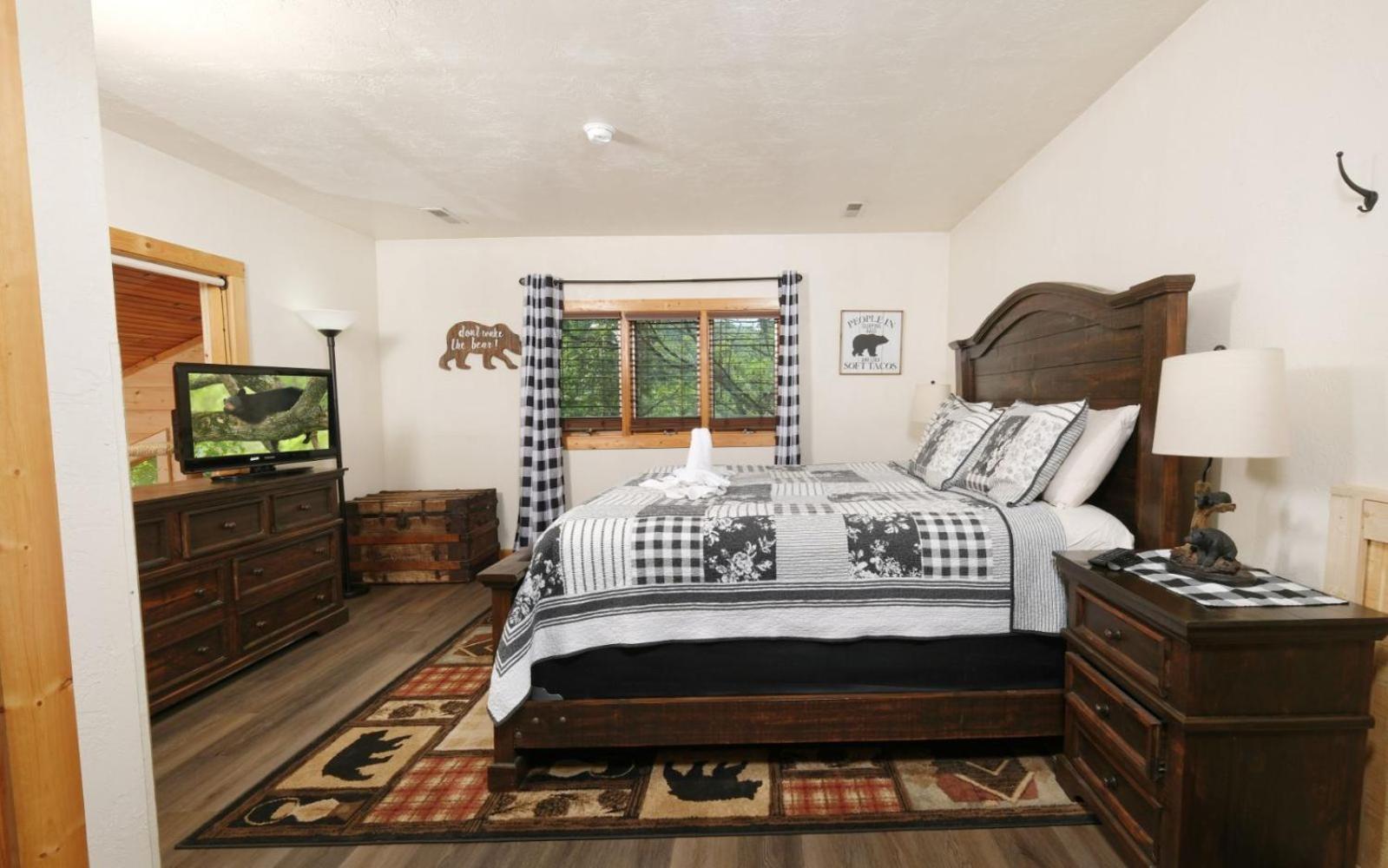 Black Bear Getaway Gatlinburg