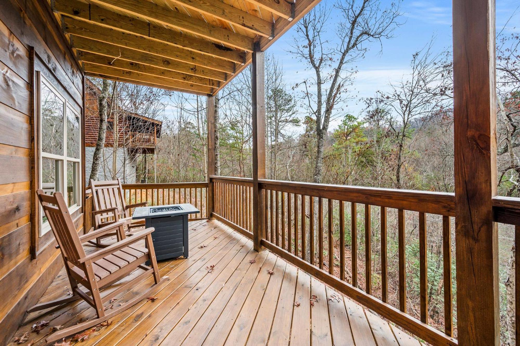 Bear Mountain Vista * Gatlinburg