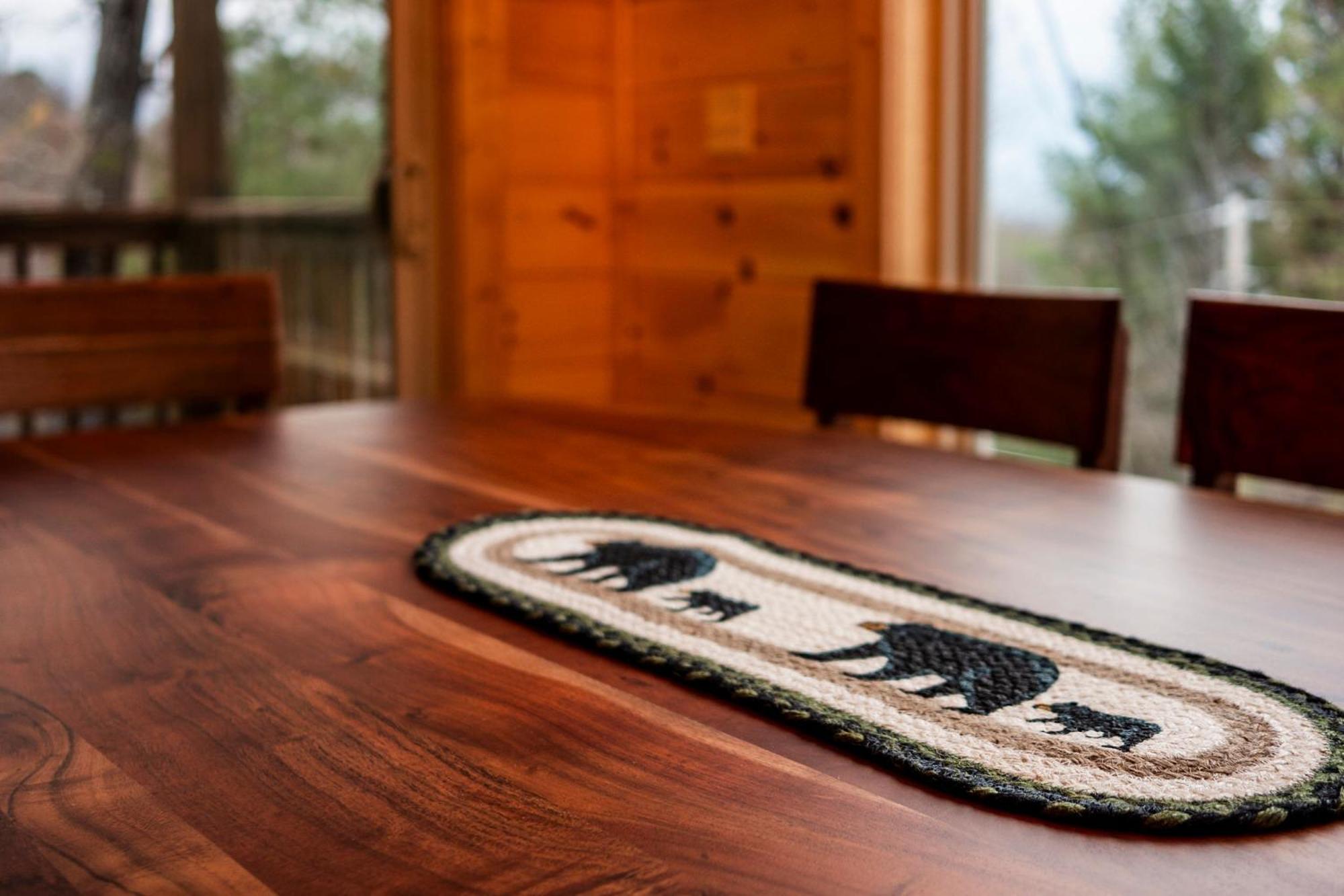 Bear Mountain Serenity Gatlinburg