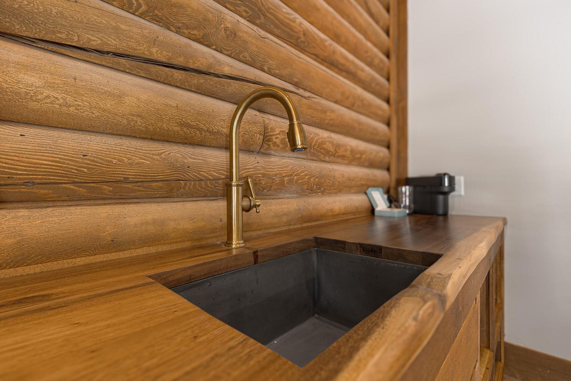The Timber At Holly Branch Hotel 3*