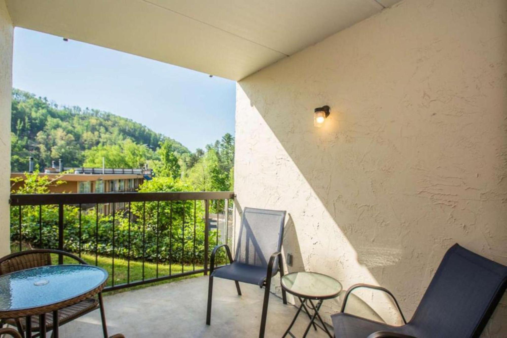 Chateau 107 Gatlinburg
