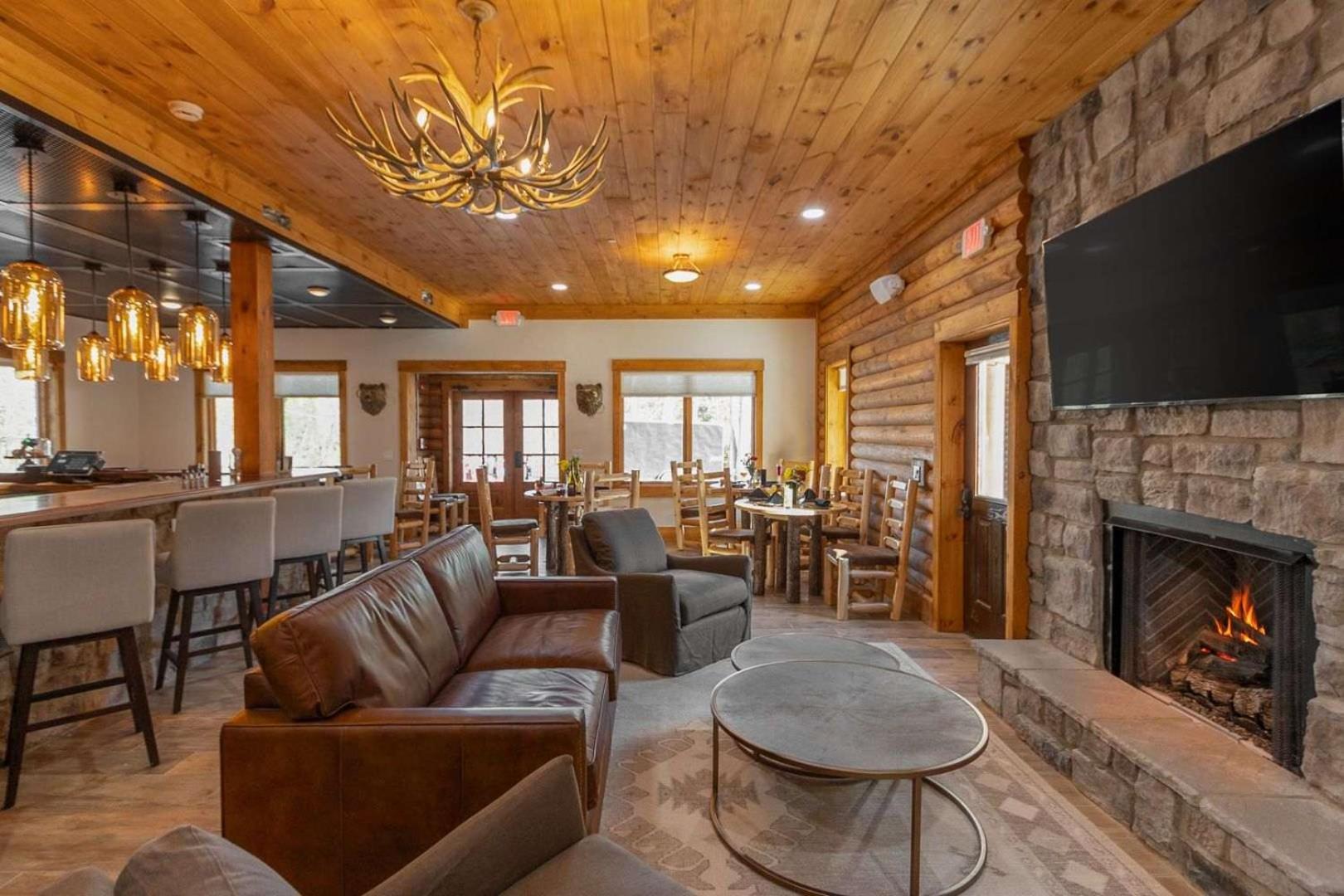 The Timber At Holly Branch Hotel Gatlinburg