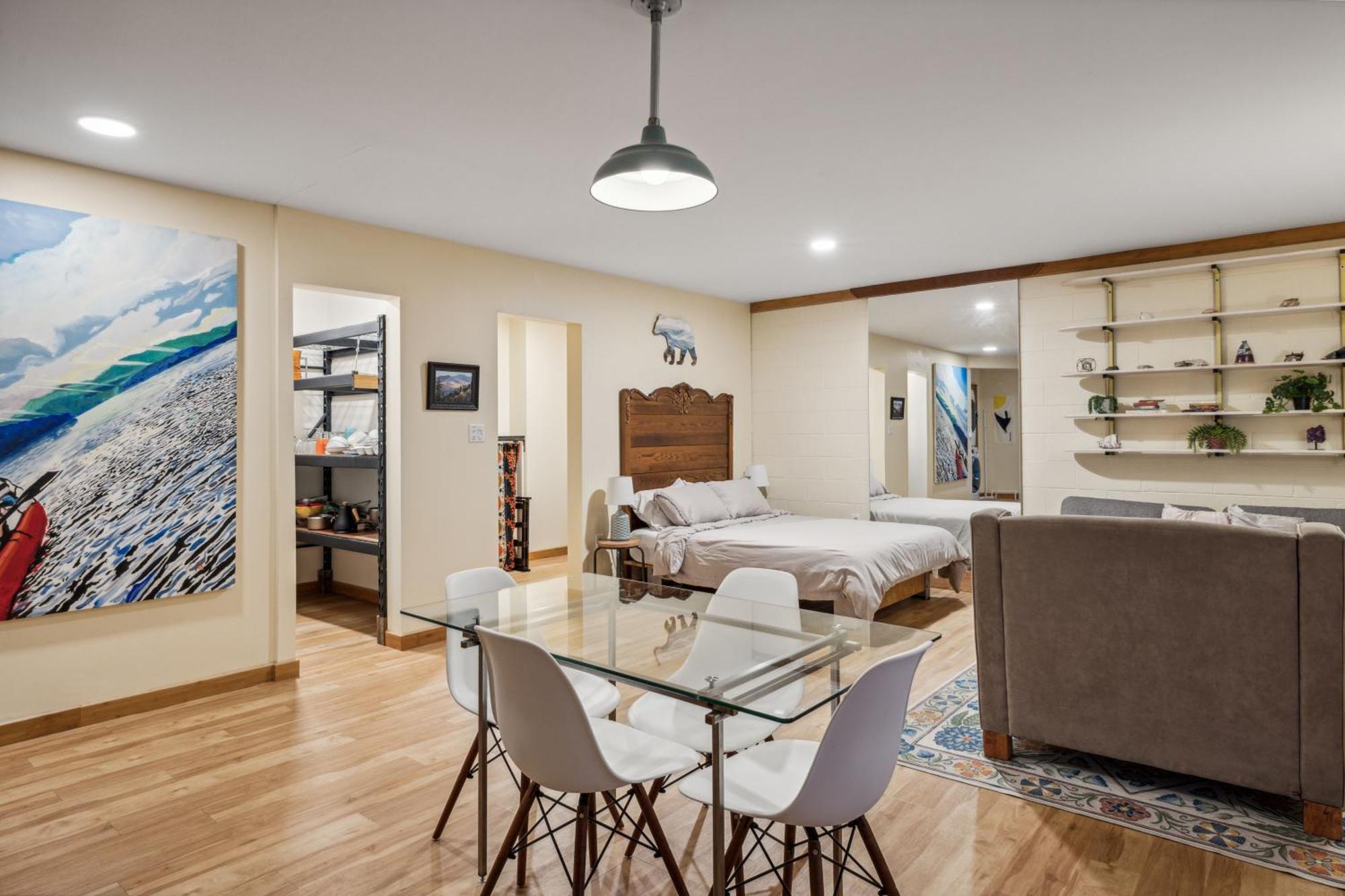 Apartment Gallery House *