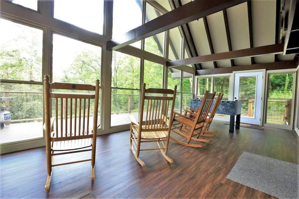 Foothills - Lrg Private - Hottub - Fireplace & Pit - Gburg 7min Gatlinburg