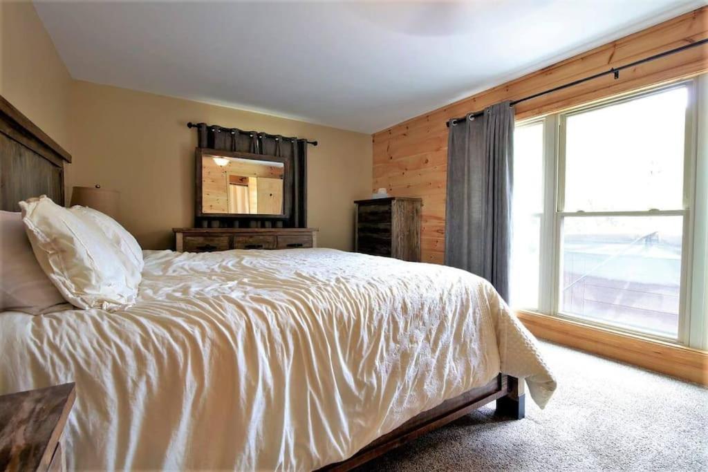 Foothills - Lrg Private - Hottub - Fireplace & Pit - Gburg 7min Chalet