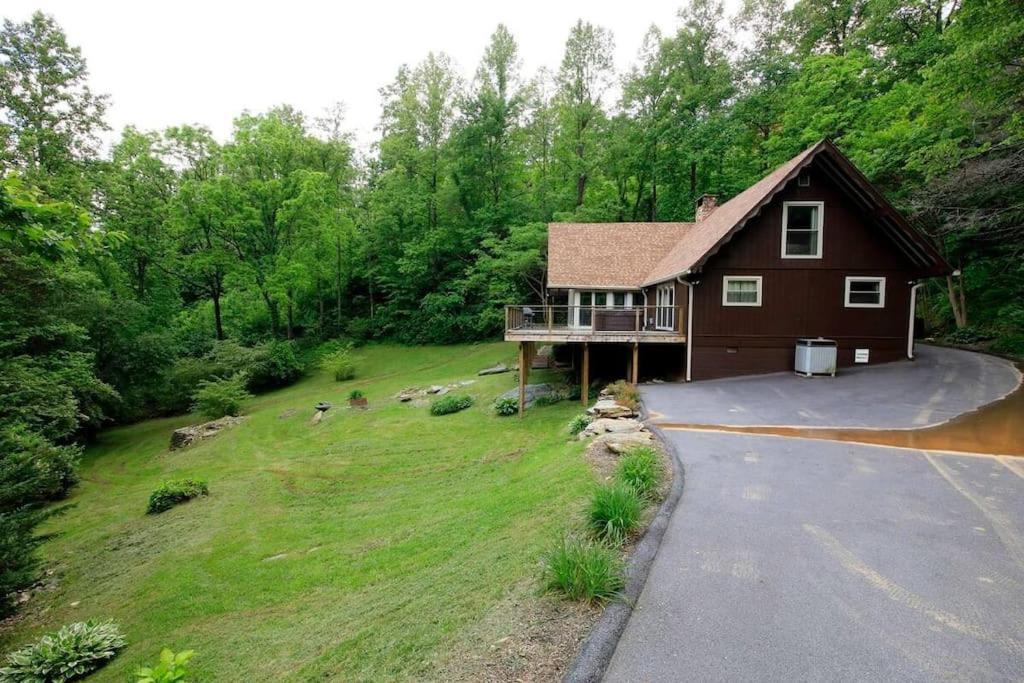 Foothills - Lrg Private - Hottub - Fireplace & Pit - Gburg 7min *