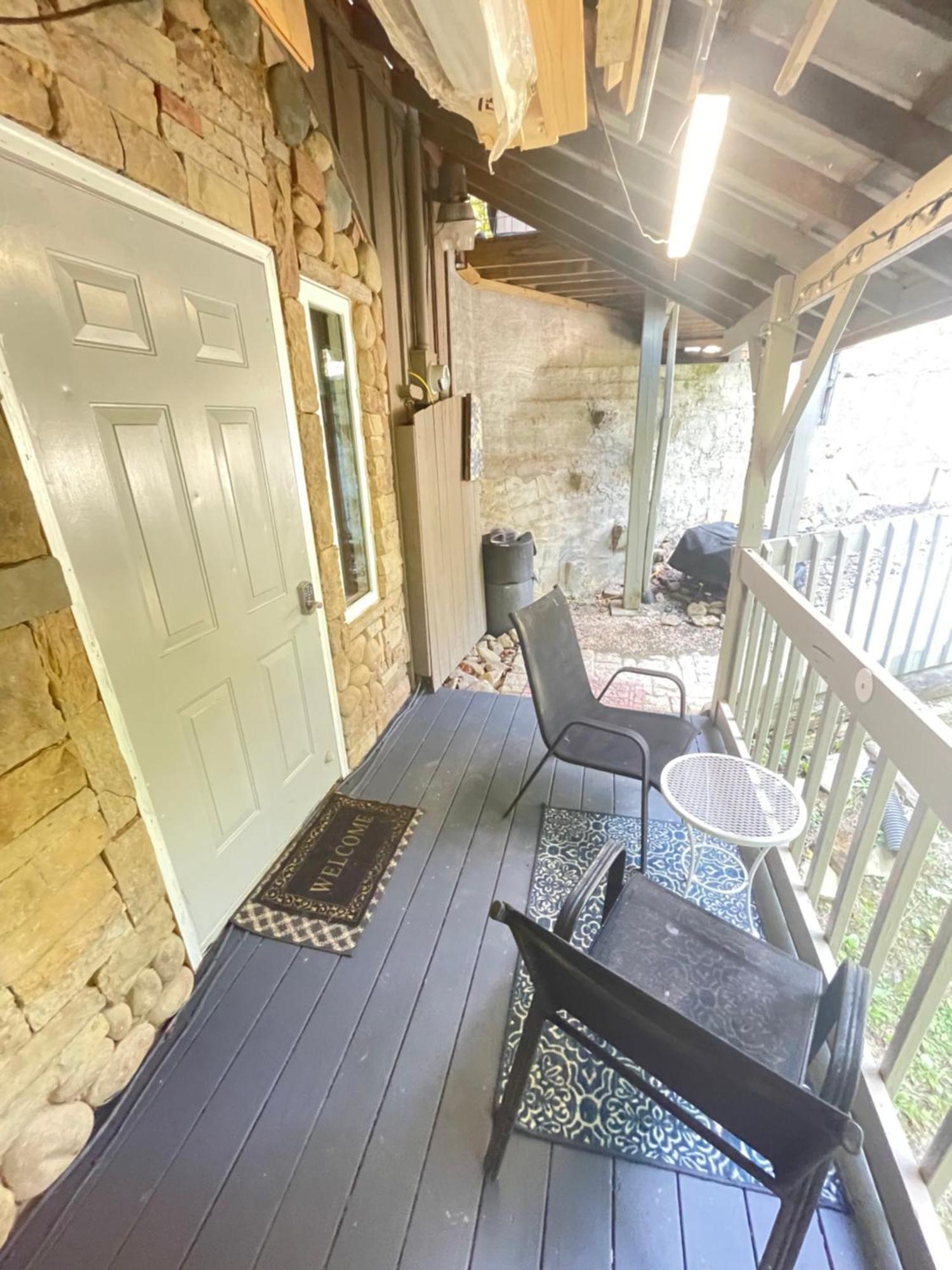 Apartment The Bears Den-420 & Pet Friendly