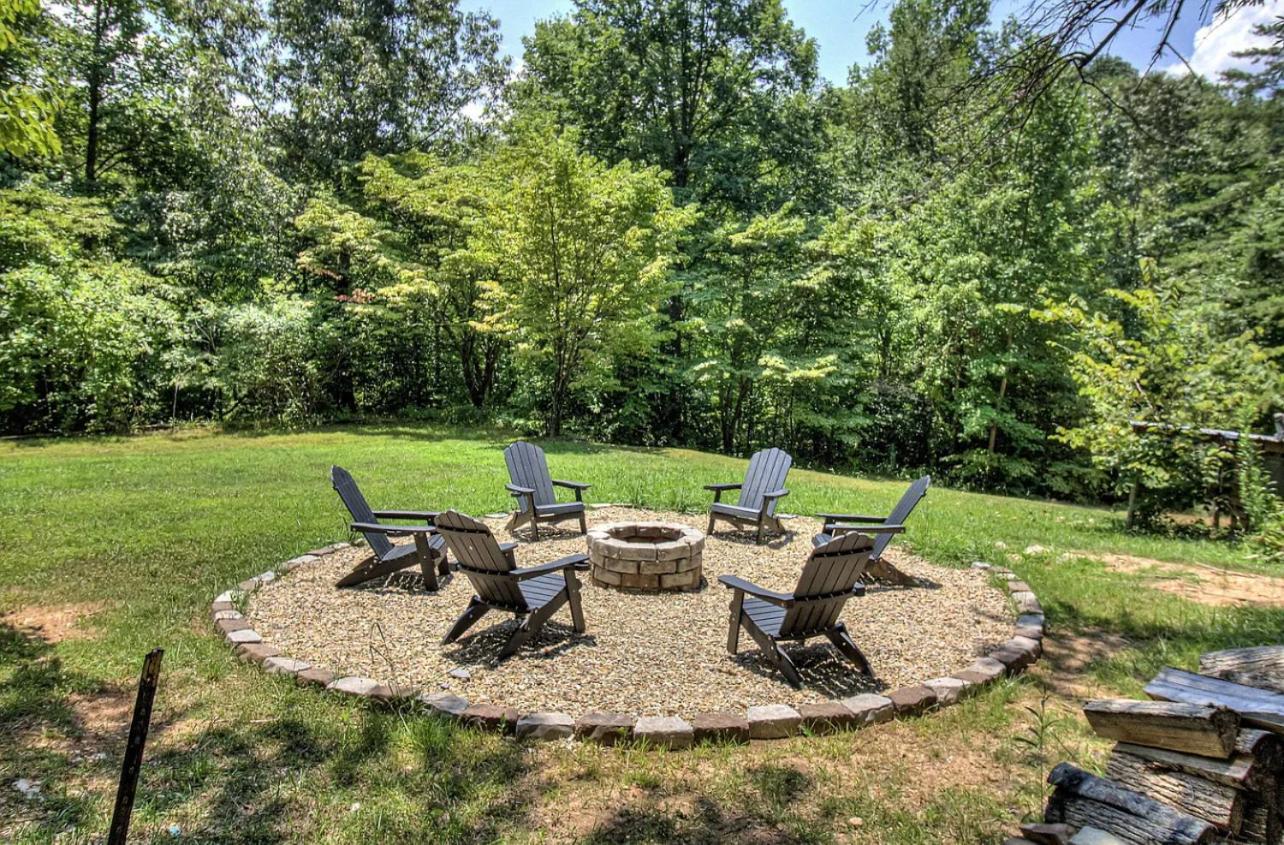 Holiday home A Secluded Hideaway 3 Bedroom 3 Bath Located In Gatlinburg