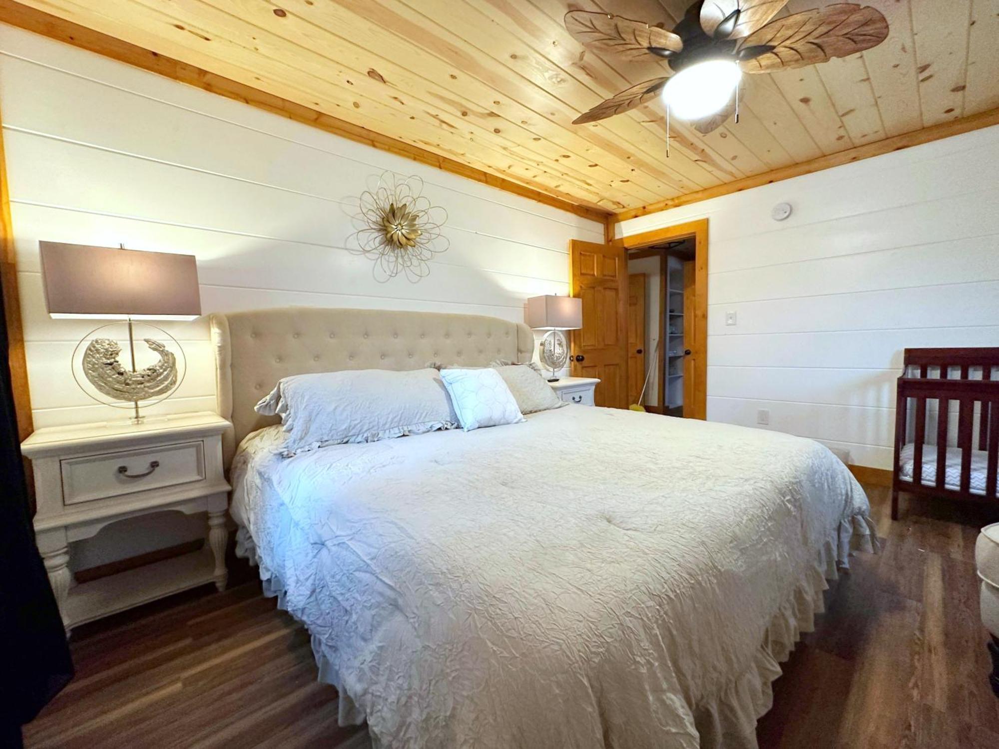 Holiday home A Secluded Hideaway 3 Bedroom 3 Bath Located In