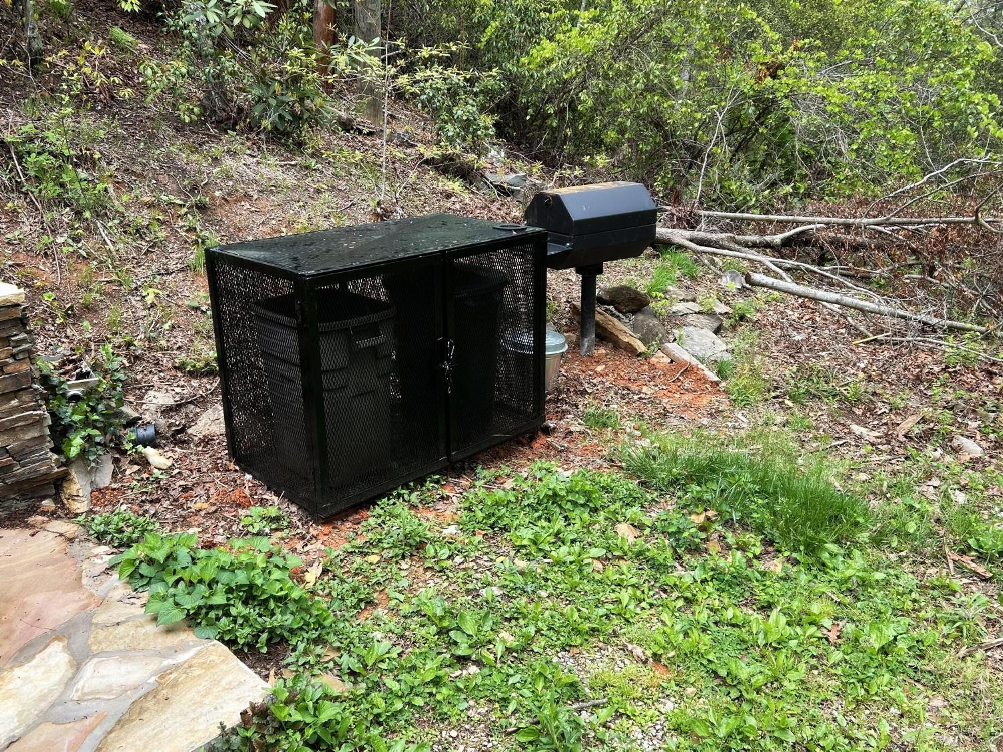 A Secluded Hideaway 3 Bedroom 3 Bath Located In Gatlinburg