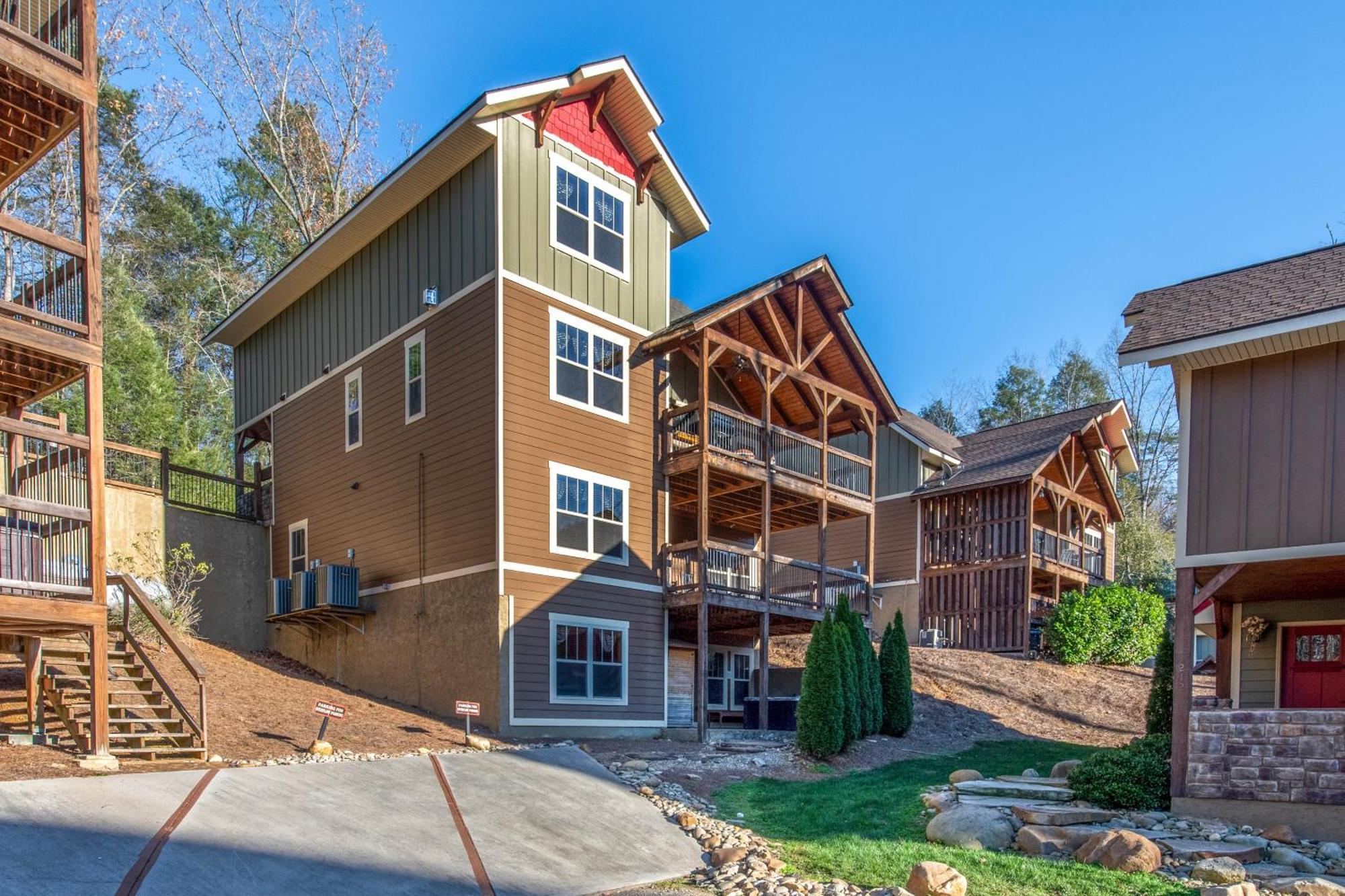 Chalet Aqua Paradise By Eden Crest *