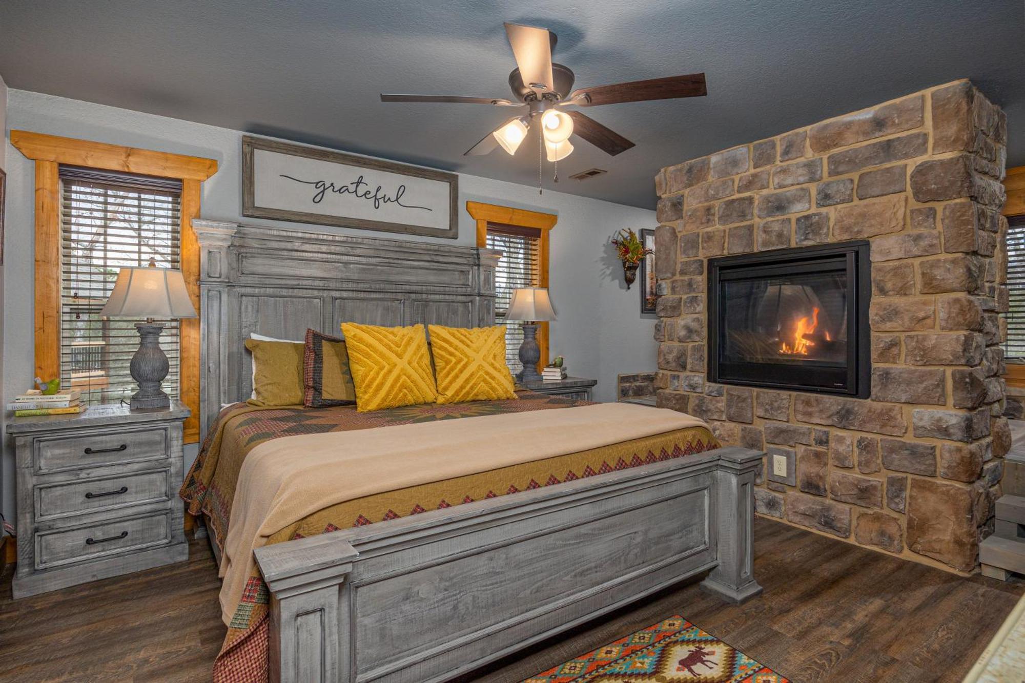 Chalet Mountain Sunrise Pool By Eden Crest Gatlinburg