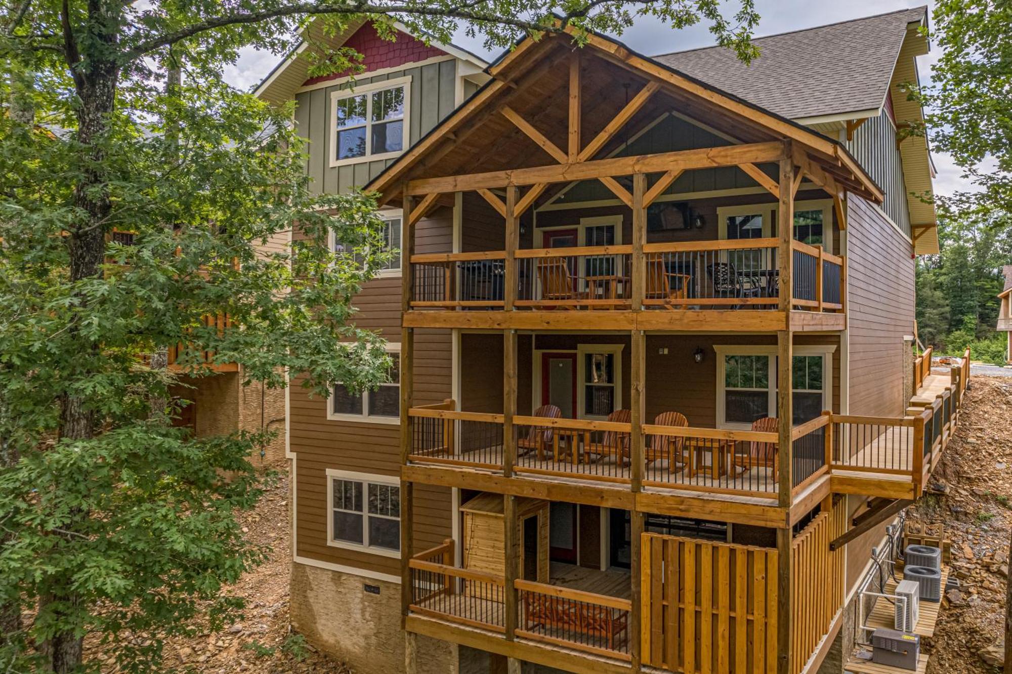A Majestic Hilltop By Eden Crest Chalet Gatlinburg