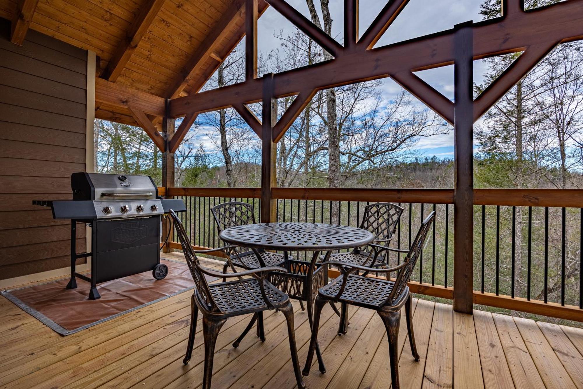 Chalet Mountain Sunrise Pool By Eden Crest
