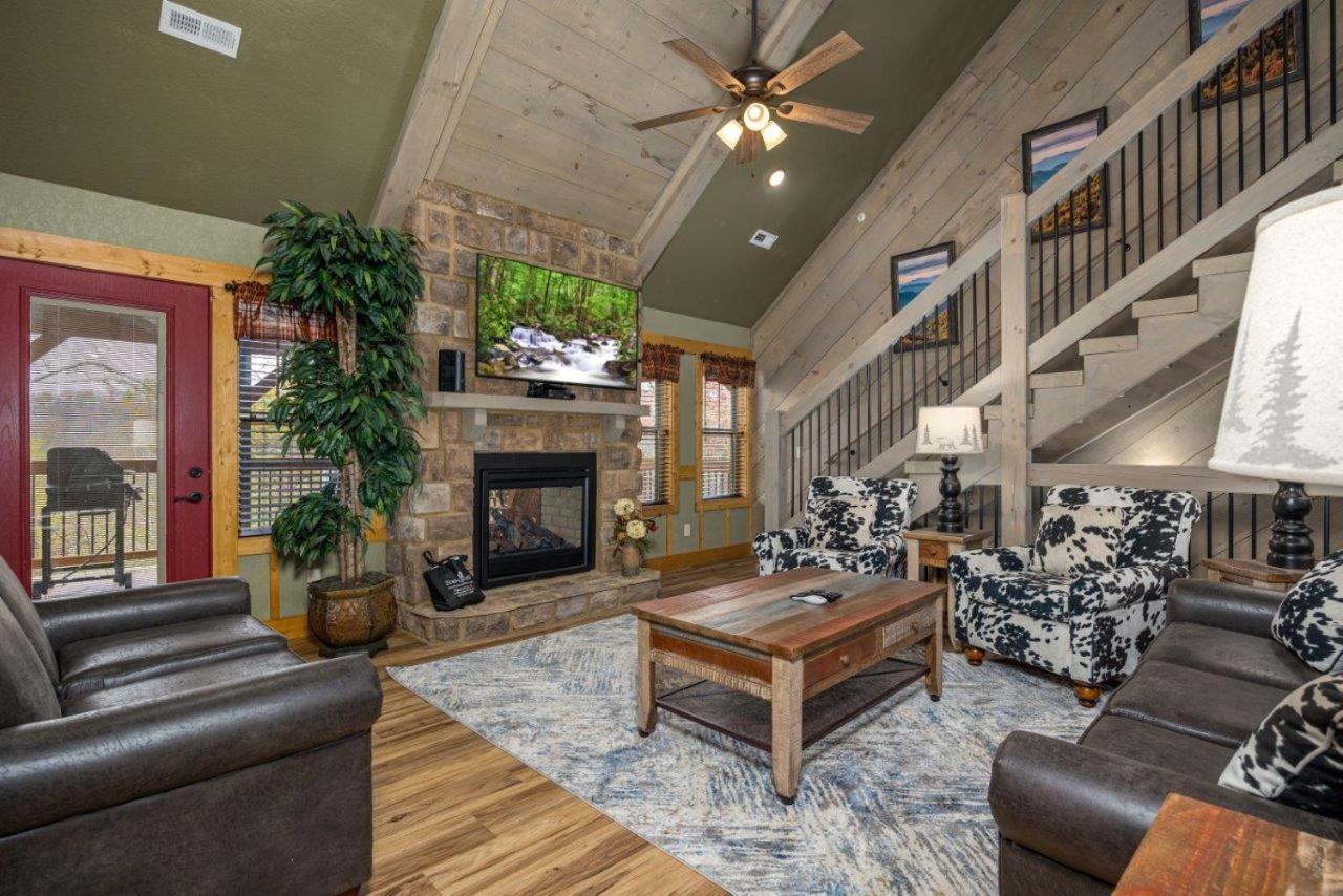 Harmony Peak By Eden Crest Chalet