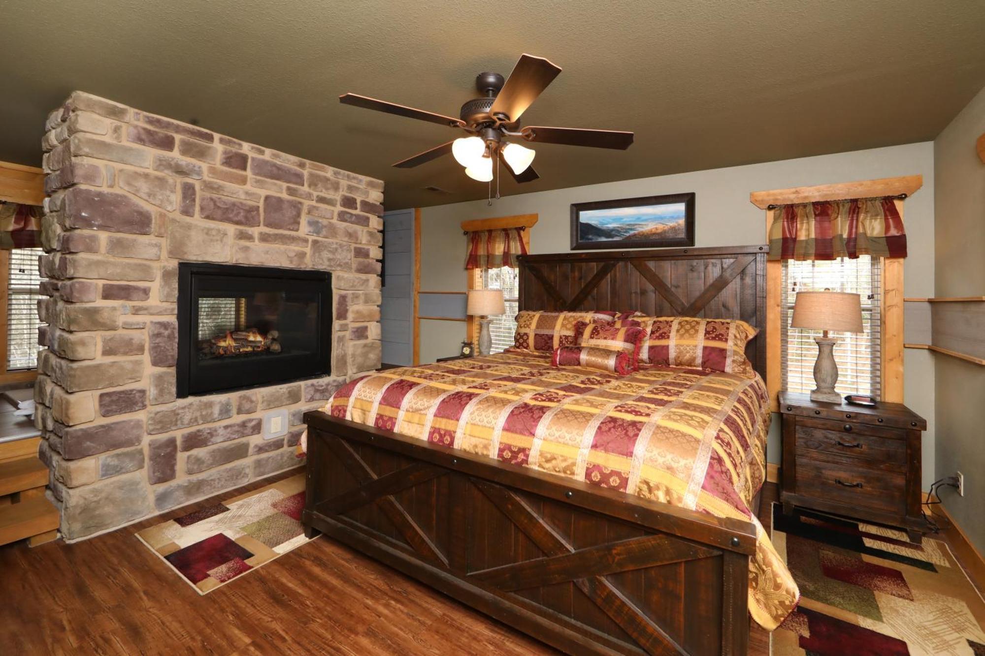 Firefly Nights By Eden Crest Chalet *