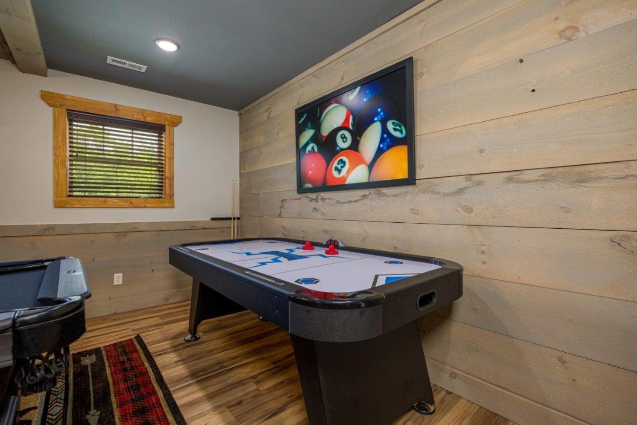 Tri-star By Eden Crest Chalet *
