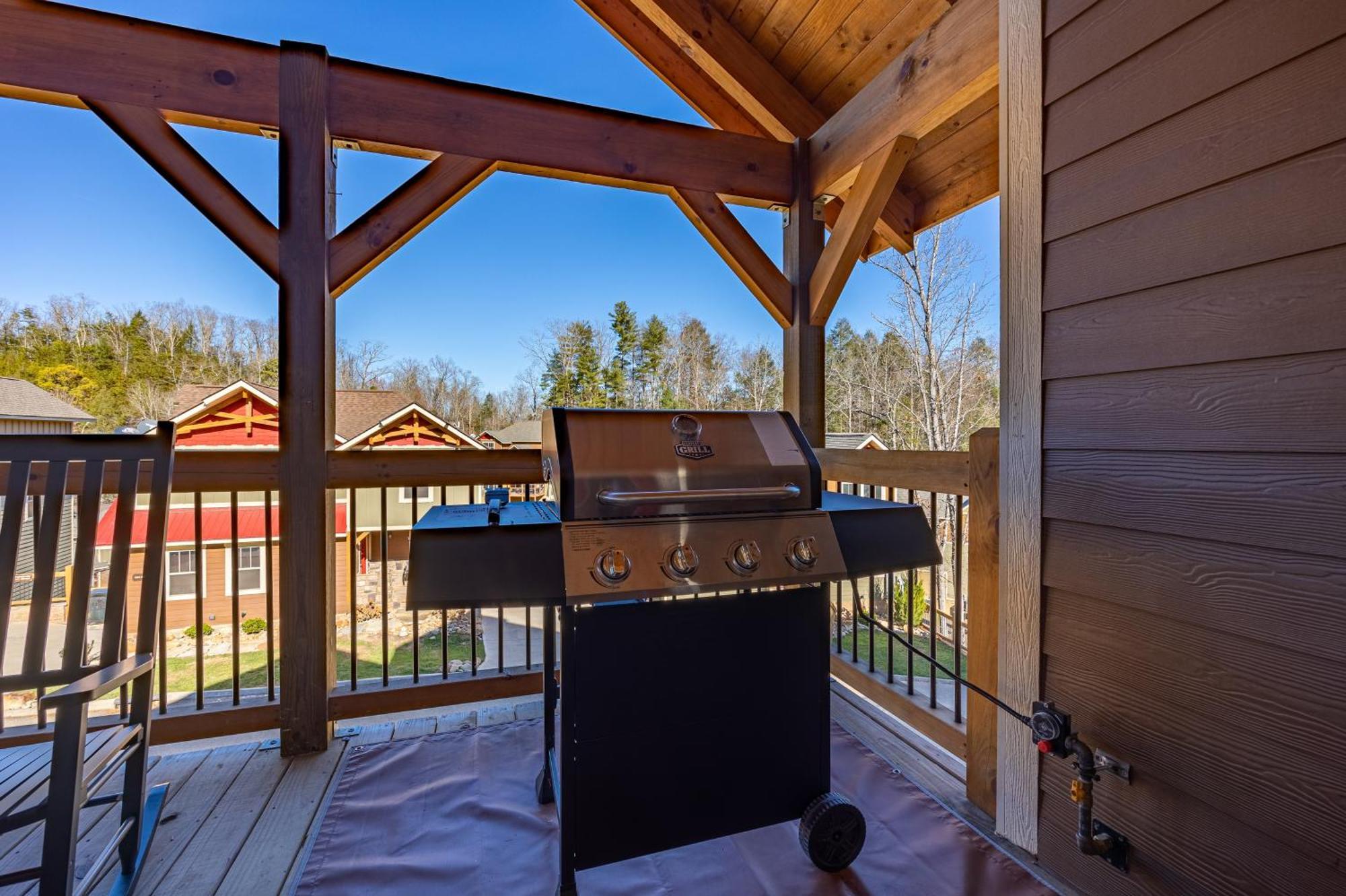 Chalet Poolside Paradise By Eden Crest Gatlinburg
