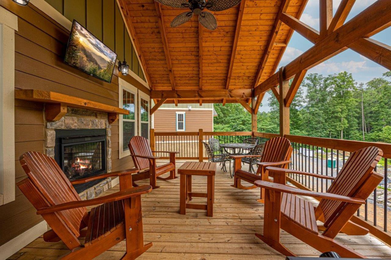 Almost Heaven By Eden Crest Chalet Gatlinburg