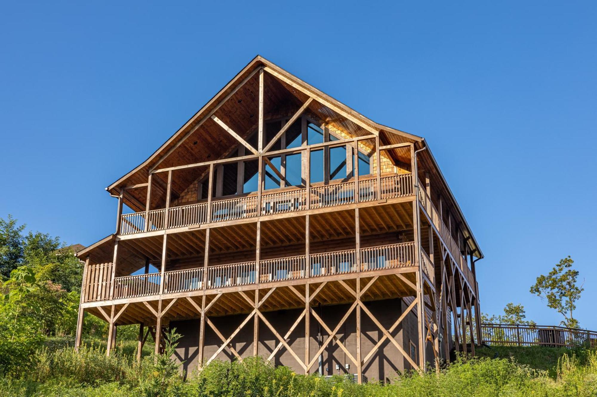Chalet A Amazing Views By Eden Crest