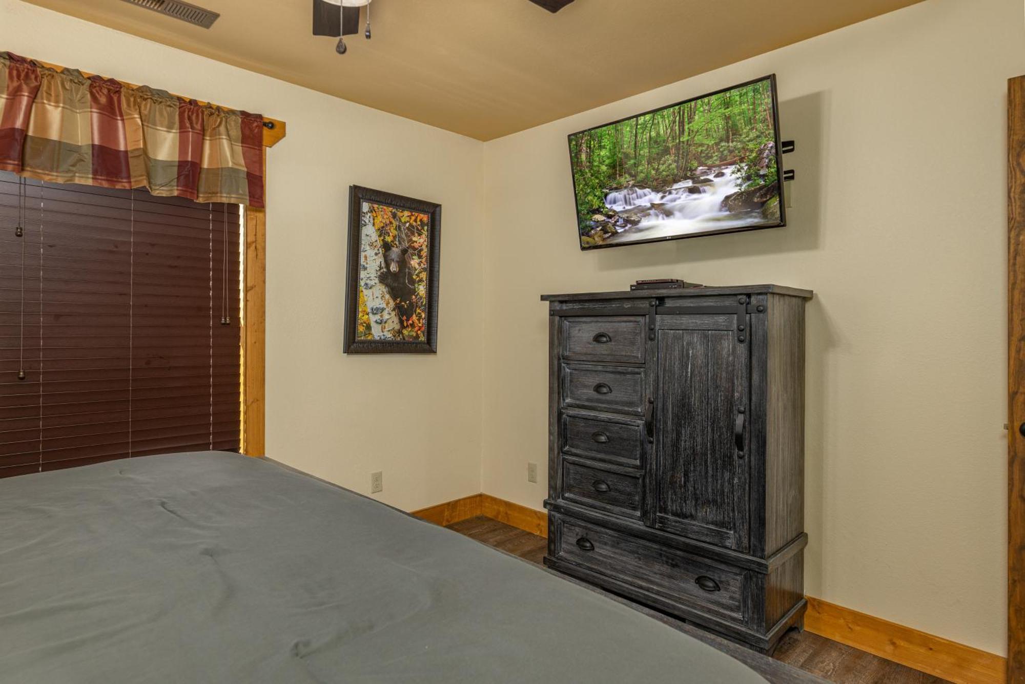 Chalet Wet And Wild By Eden Crest Gatlinburg